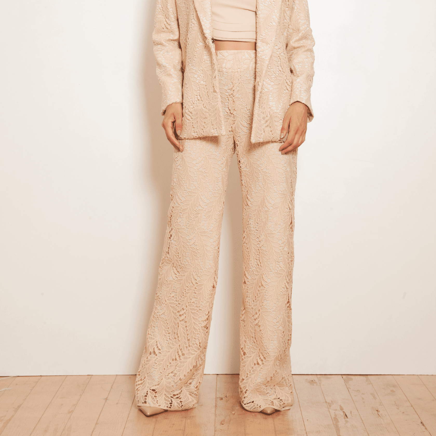 Off-White Lace Tailored Pants by Ton Âge