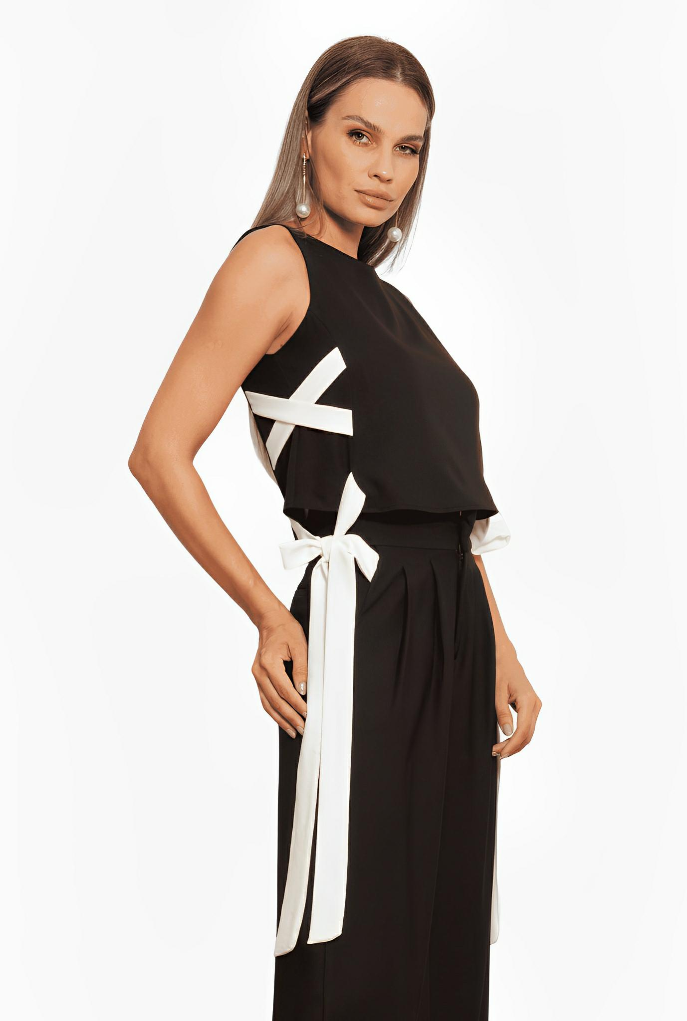 Vienna Crepe Lace-Up Cropped Top by Ton Âge